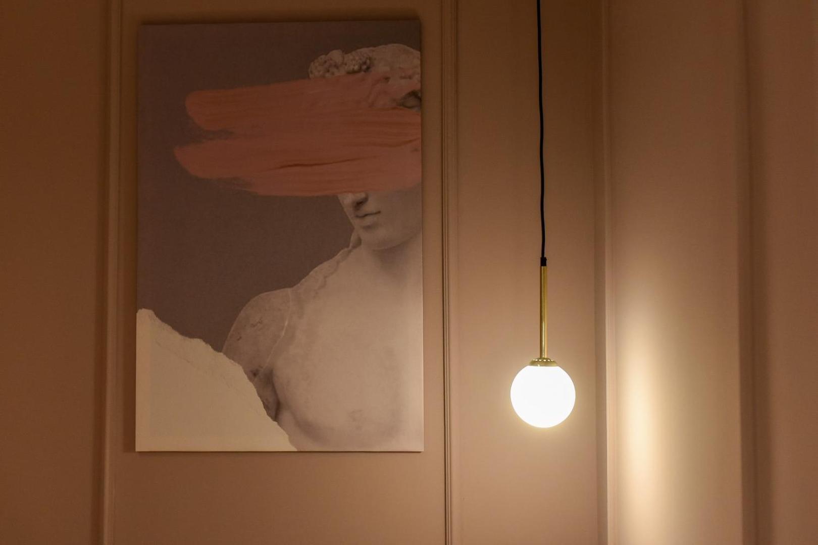 Modern Stay - Central Studios With Wall Projector Near Radisson ブカレスト エクステリア 写真